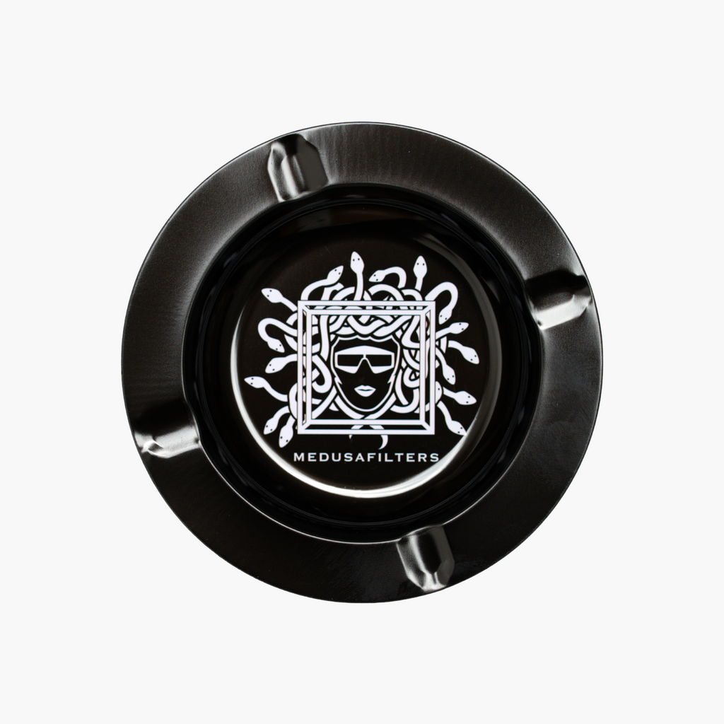 Aschenbecher aus Metall - BLACK